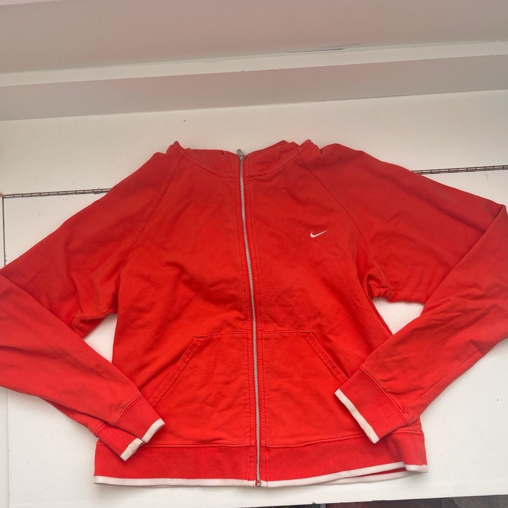 Vintage Nike zip-up hooded sweatshirt
